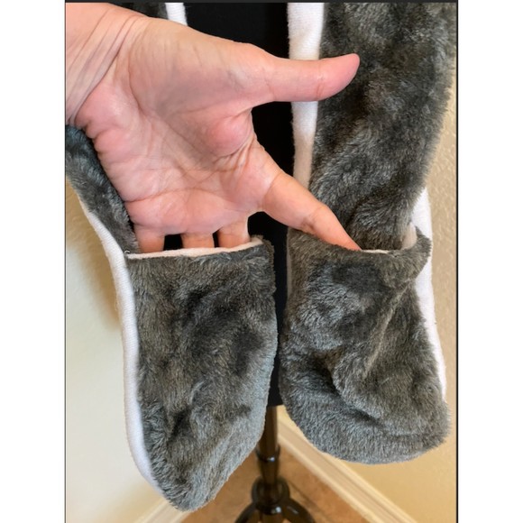 Animal Hat with Arms and Hand Pockets-New - Picture 5 of 7